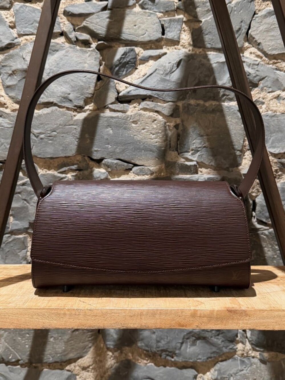 Louis Vuitton Vintage 2000 Brown Epi Nocturne GM Bag